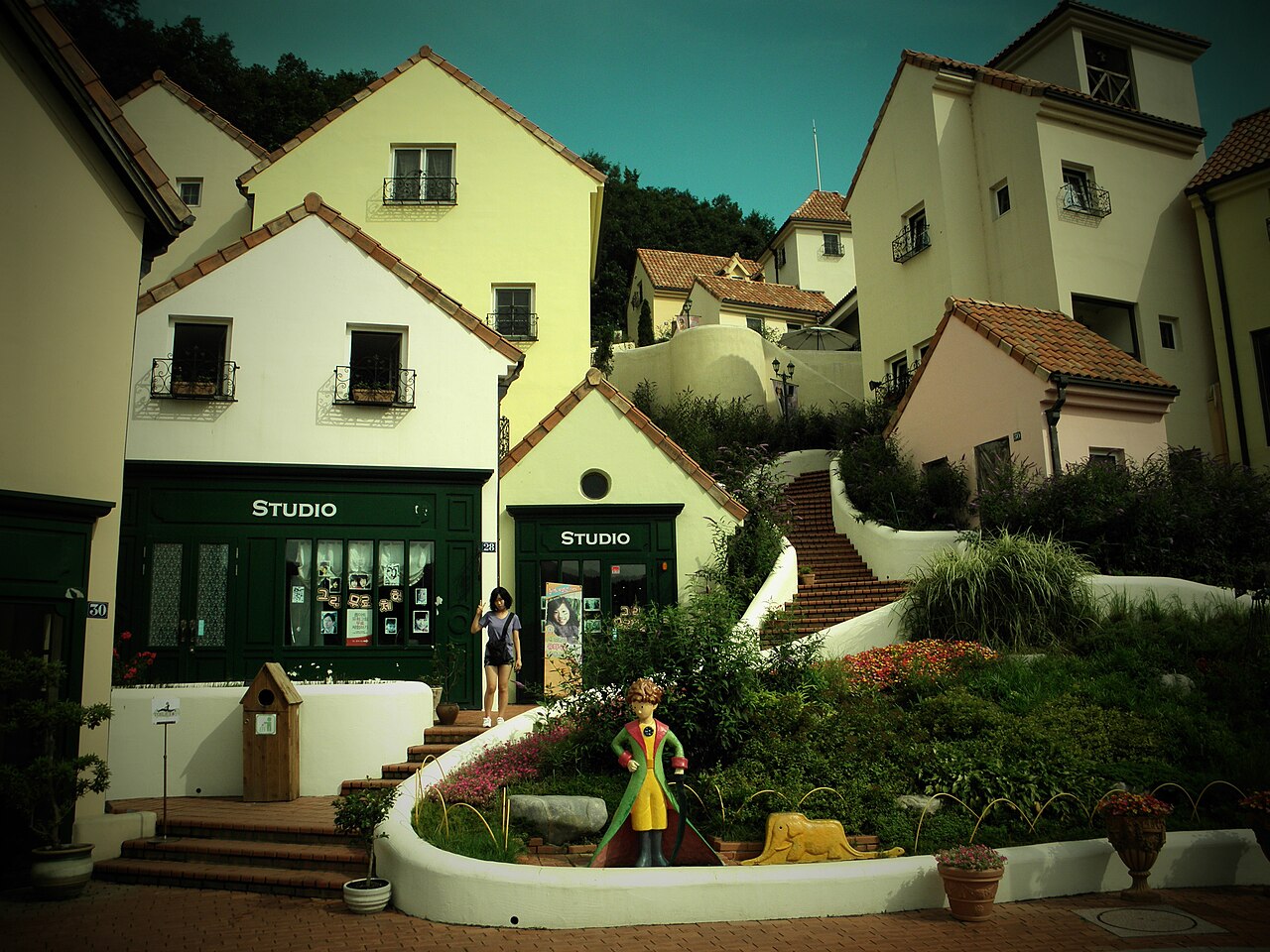 Petite France (쁘띠프랑스) 1