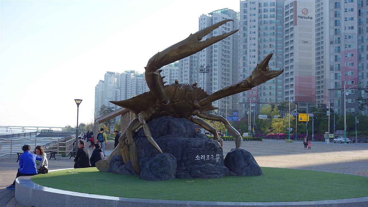 Sorae Pogu Traditional Fish Market (소래포구 전통어시장) 3