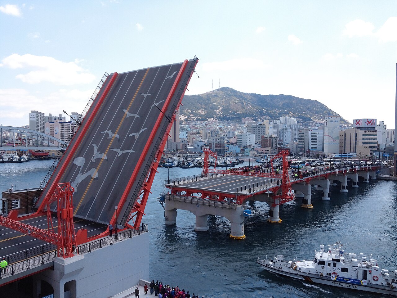 Yeongdo Bridge (영도대교) 2